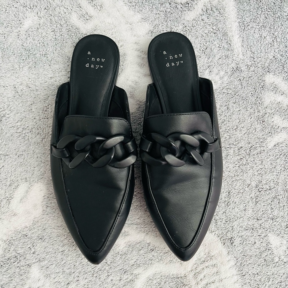 a new day black flat slip on pointed loafers size 6